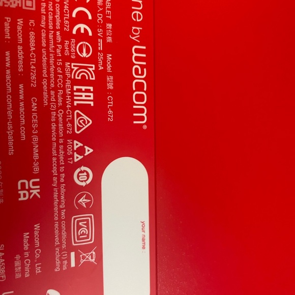 Wacom One Drawing Tablet- Perfect for Graphic Design/UX/UI/Illustrations - Picture 3 of 5